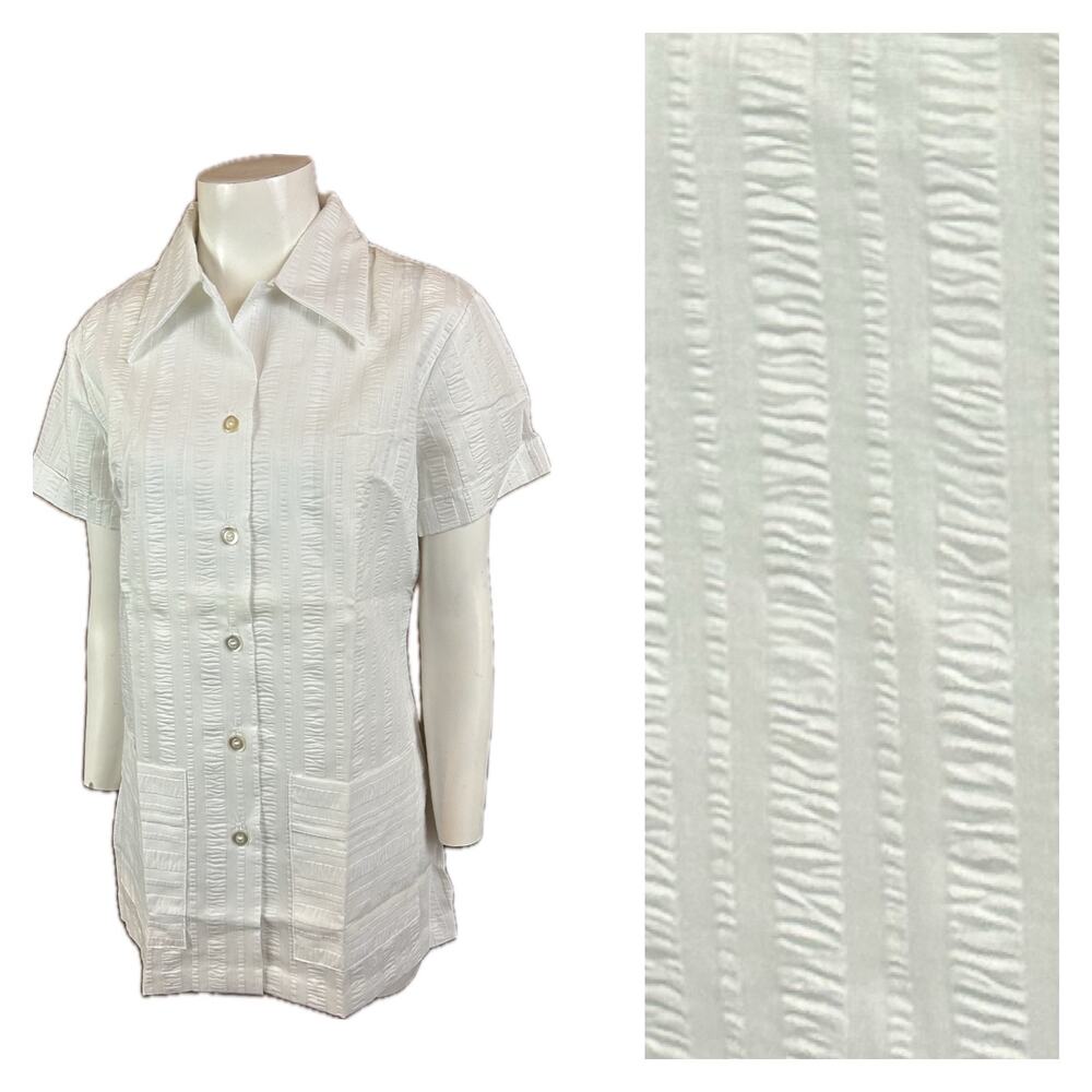 Vintage White Seersucker  Button Down Shirt Short Sleeves / Medium